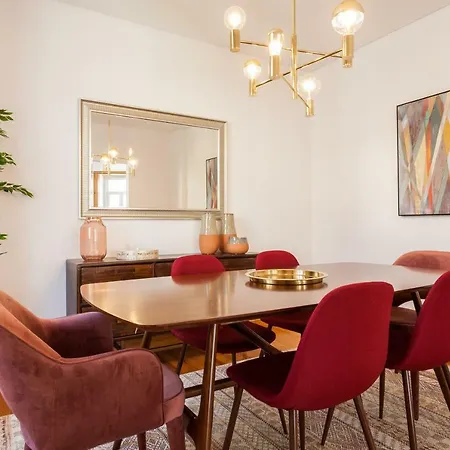 Baixa Beautiful And Luminous 3 Bdr Flat شقة Lisboa