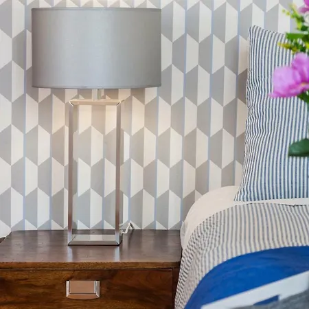 아파트 Baixa Beautiful And Luminous 3 Bdr Flat *