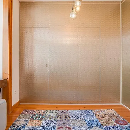 Baixa Beautiful And Luminous 3 Bdr Flat Appartement