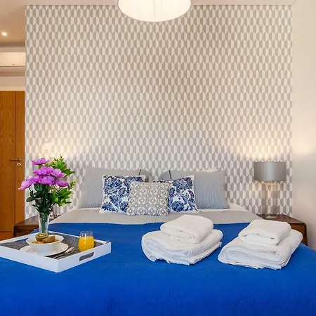 Baixa Beautiful And Luminous 3 Bdr Flat 리스본